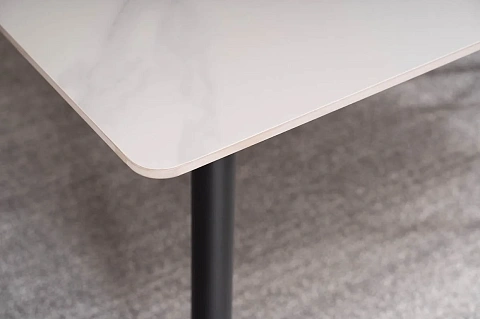 Стол обеденный SIGNAL RION белый/черный 130/70